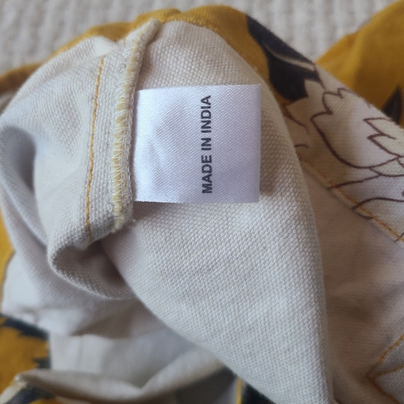 Loft Floral Print Fabric Yellow Tote Bag - Picture 9 of 12